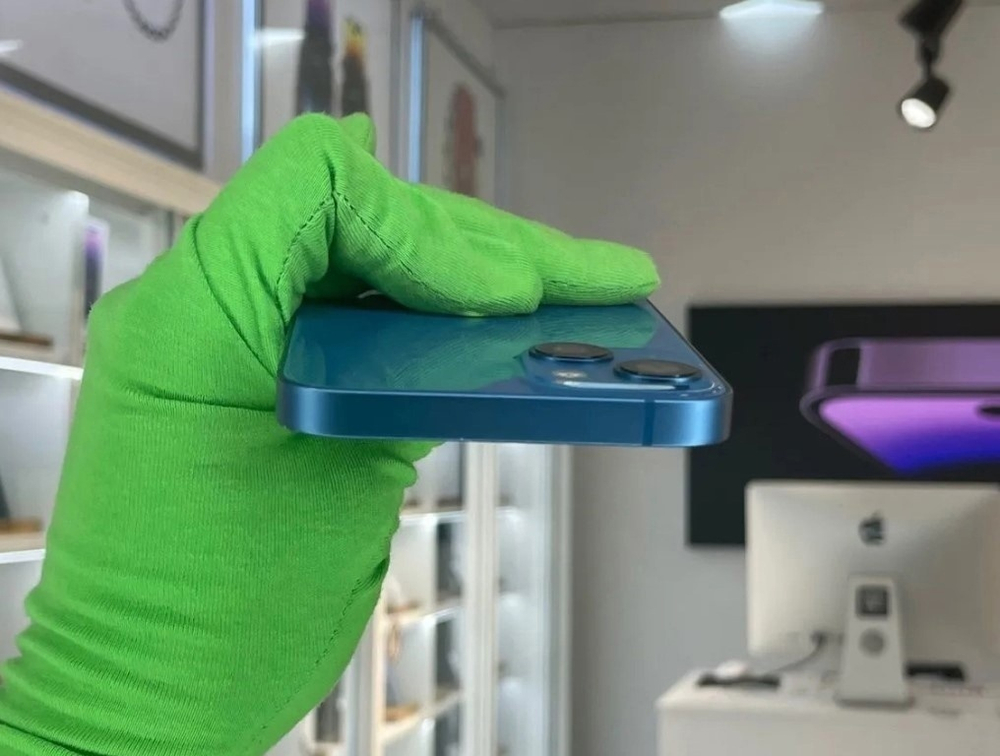 iPhone 13, 128 ГБ б/у