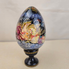 Яйцо сувенирное Тройка ( ручная роспись Палех)