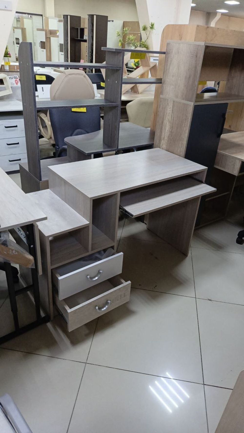 Стол письменный Атмосфера без полки