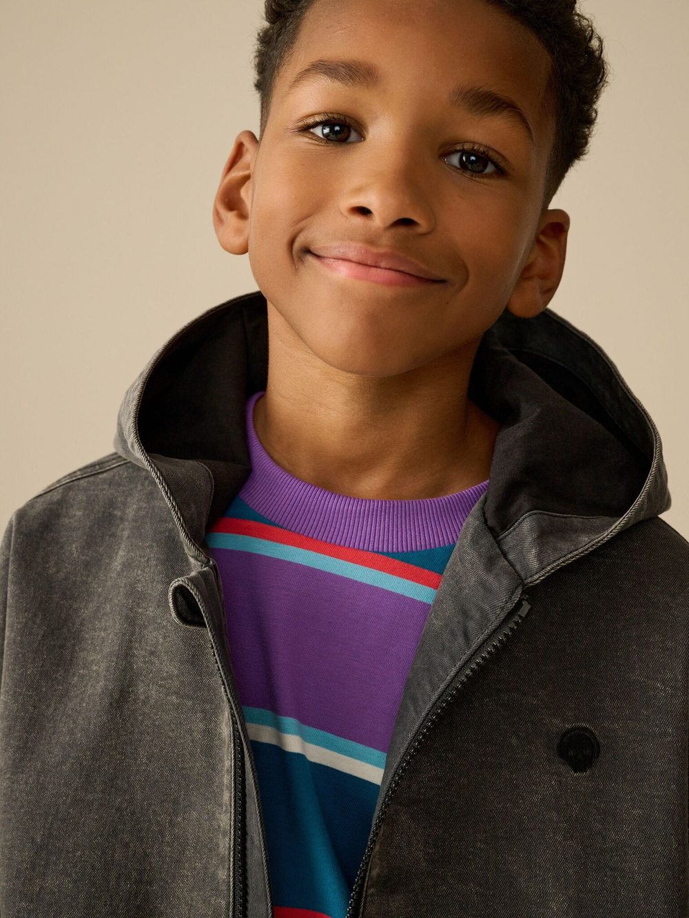 Куртка джинсовая с капюшоном для мальчика Next Q61-567, Черный