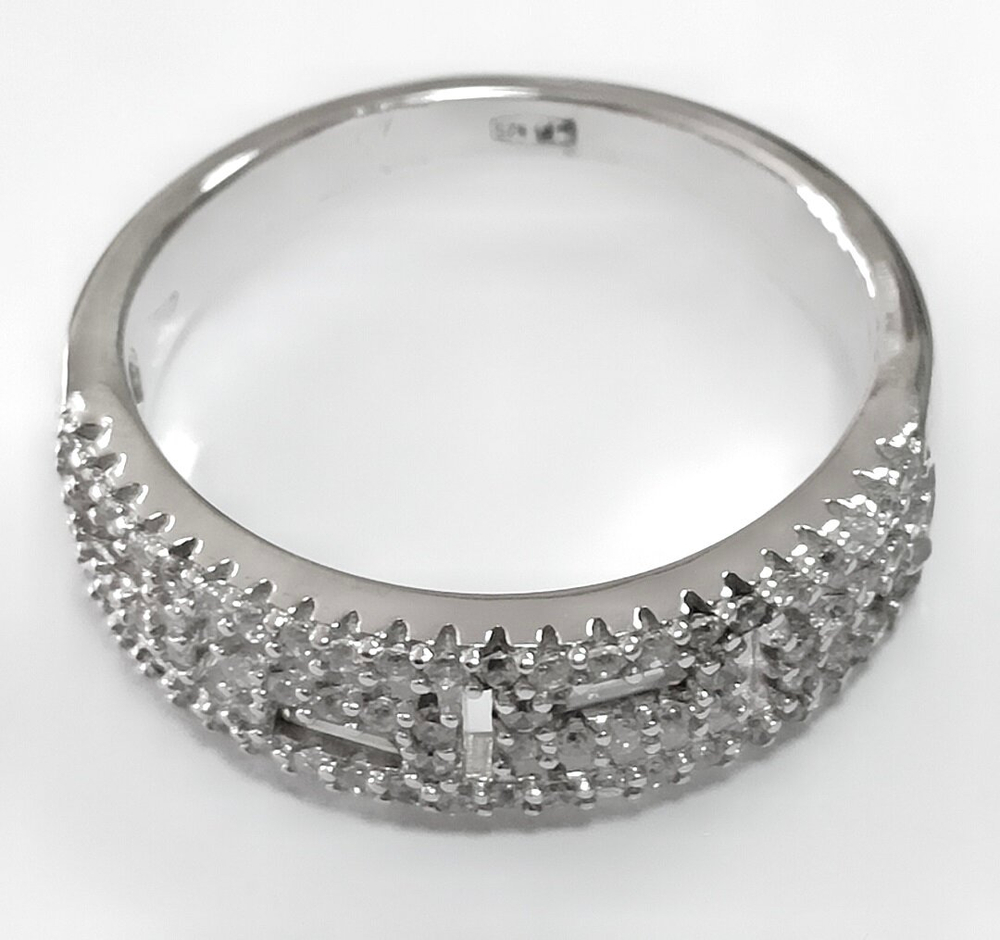 Ювелирное кольцо из серебра