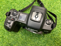 Canon EOS R