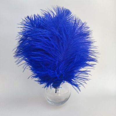 Перо страуса синее 15 - 20 см.