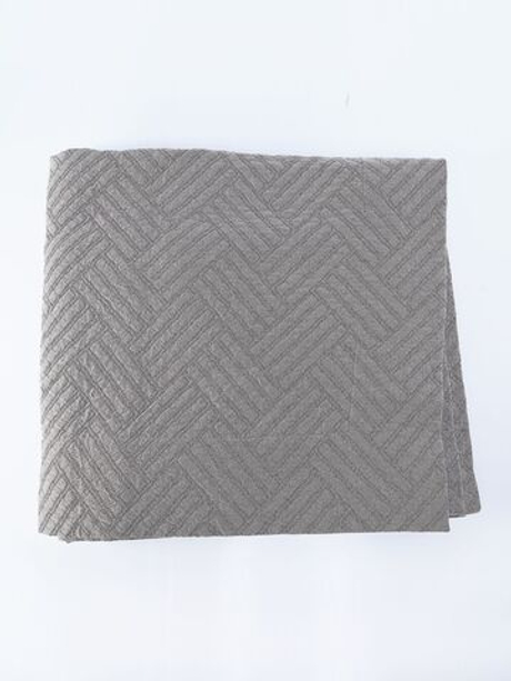 Покрывало 260х280 и 2 декоративные подушки 45х45 Claire Batiste Tilt Greg бежево-коричневые