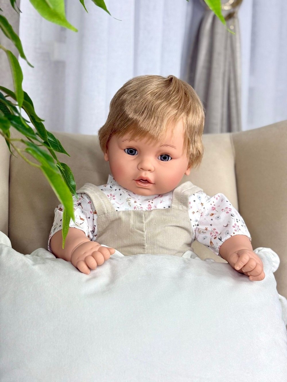 Кукла Berbesa мягконабивная 62см Dulzon (8069S)