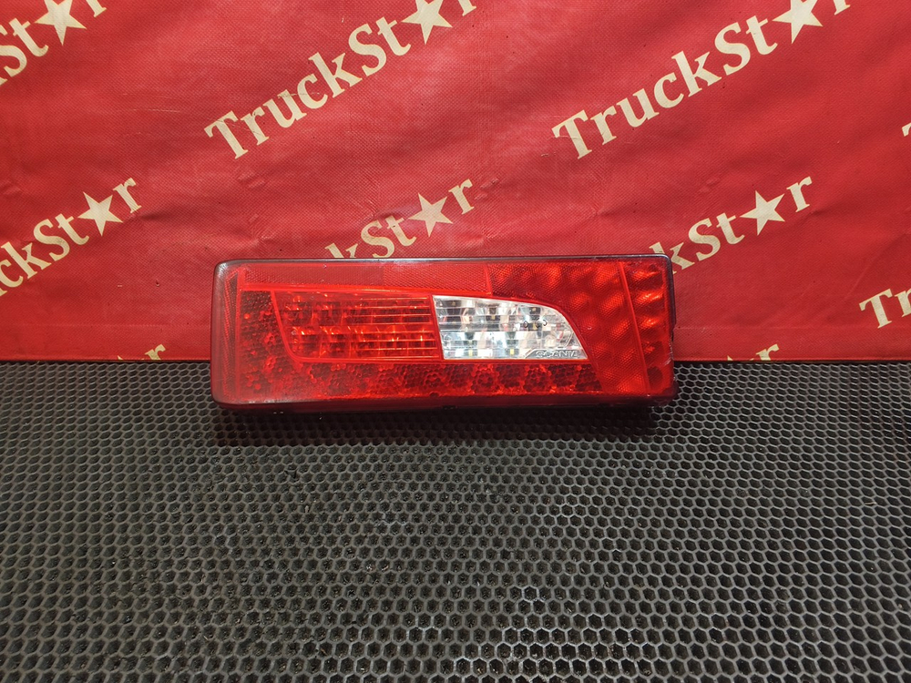 Фонарь задний левый LED 2018г.