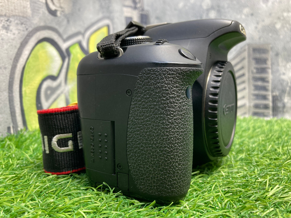 Canon EOS 600D 30.000 кадров