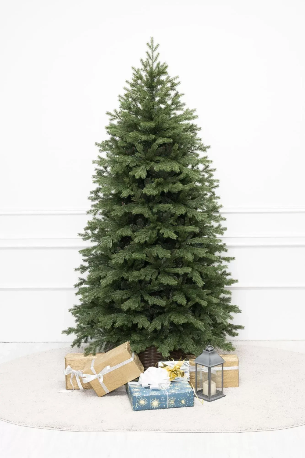 Искусственная елка Графская стройная 240 см., Литая хвоя+ПВХ, ЕлкиТорг (45240)