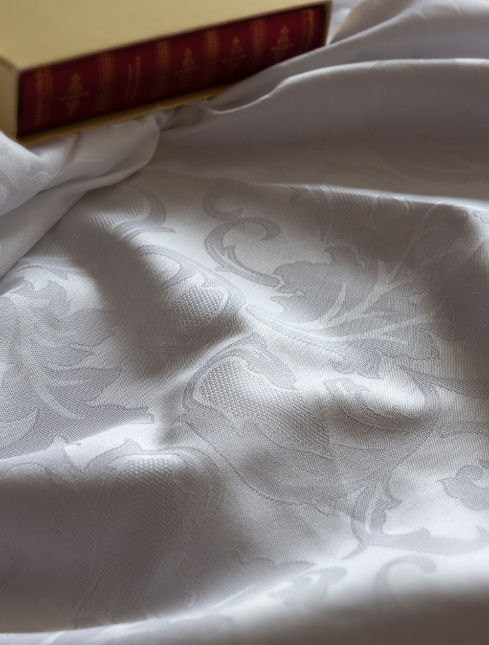 Скатерть 150x180 и 6 салфеток EmilioGatti Florida Bianco