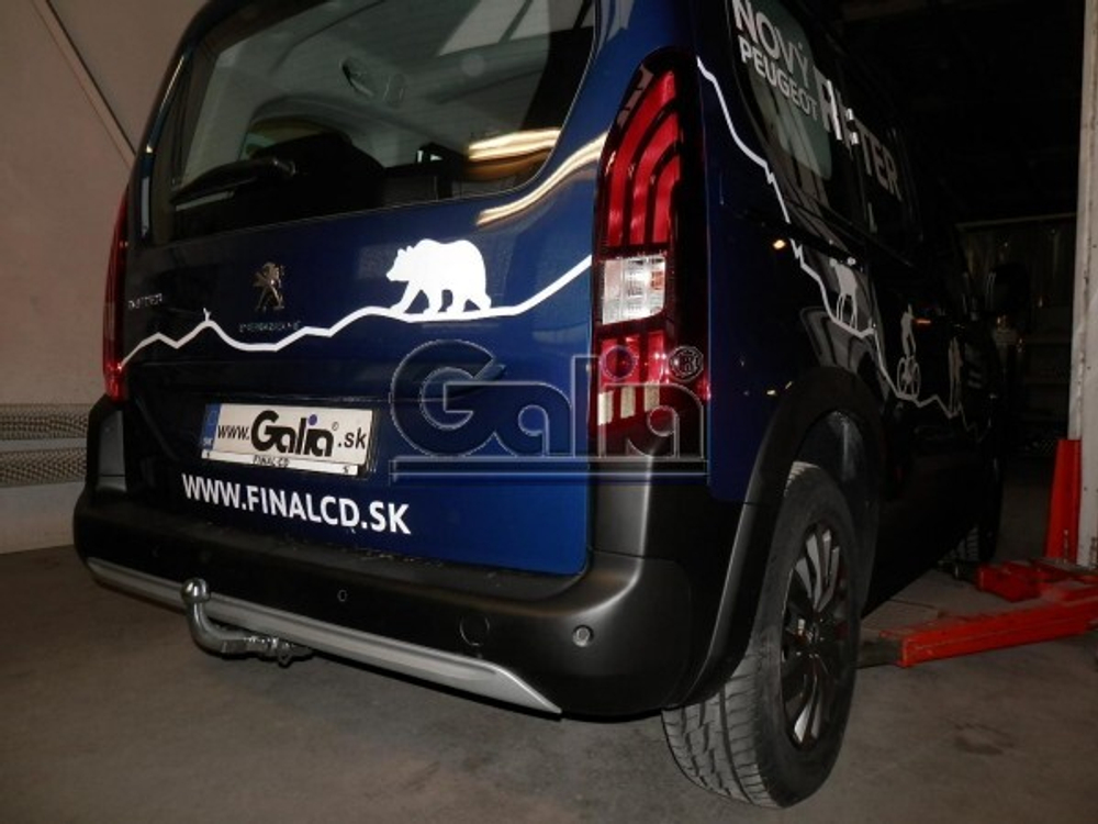 Фаркоп оцинкованный Galia C052A для Peugeot Partner 2008-, Citroen Berlingo 2008-(паспорт и сертификат в комплекте)(без электрики)
