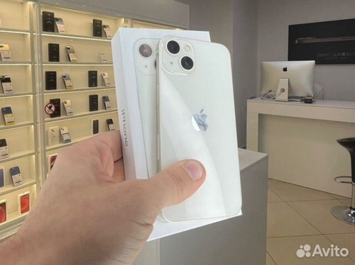 iPhone 13, 256 ГБ б/у