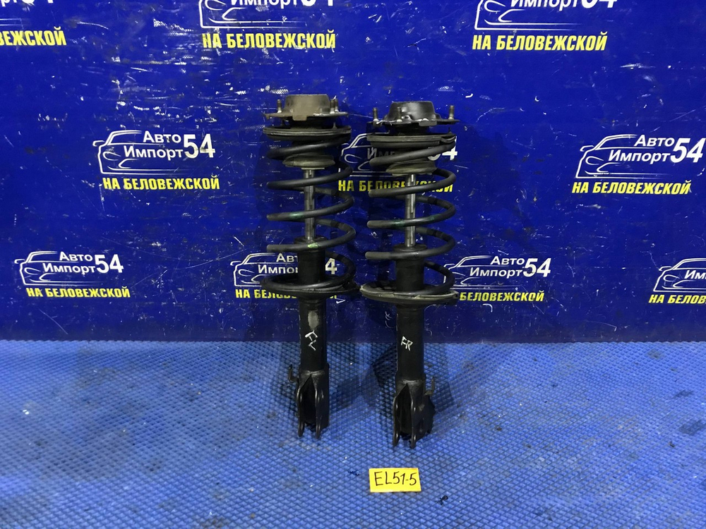 Стойка передняя левая TOYOTA CORSA 1997