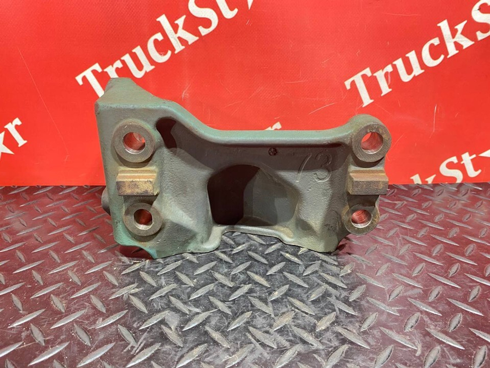 Кронштейн ролика натяжителя