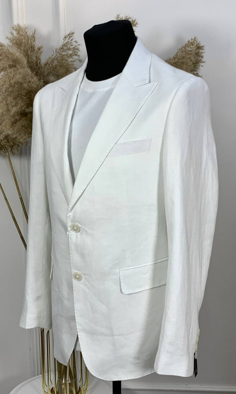 Льняной костюм Brunello Cucinelli