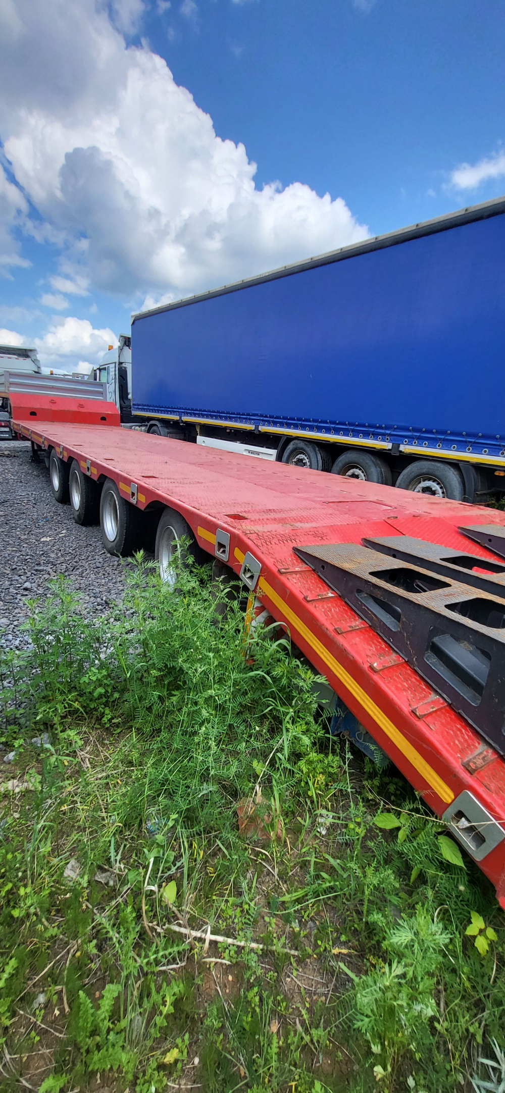 Сургутавтоприцеп 9464* Полуприцеп тяжеловоз 4 оси 946442 (Не раздвижной)