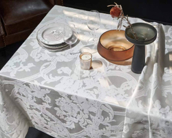 Скатерть Blumarine Home 180x320 см