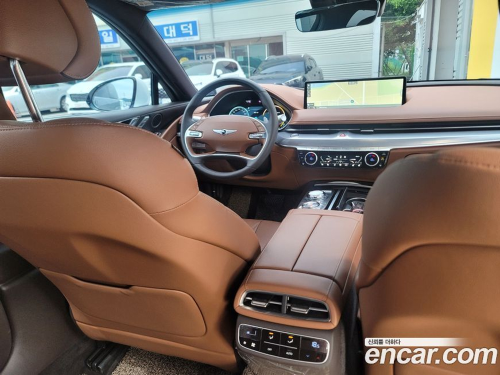 Genesis G80 (RG3) Бензин 2.5 Turbo AWD (12.2022)