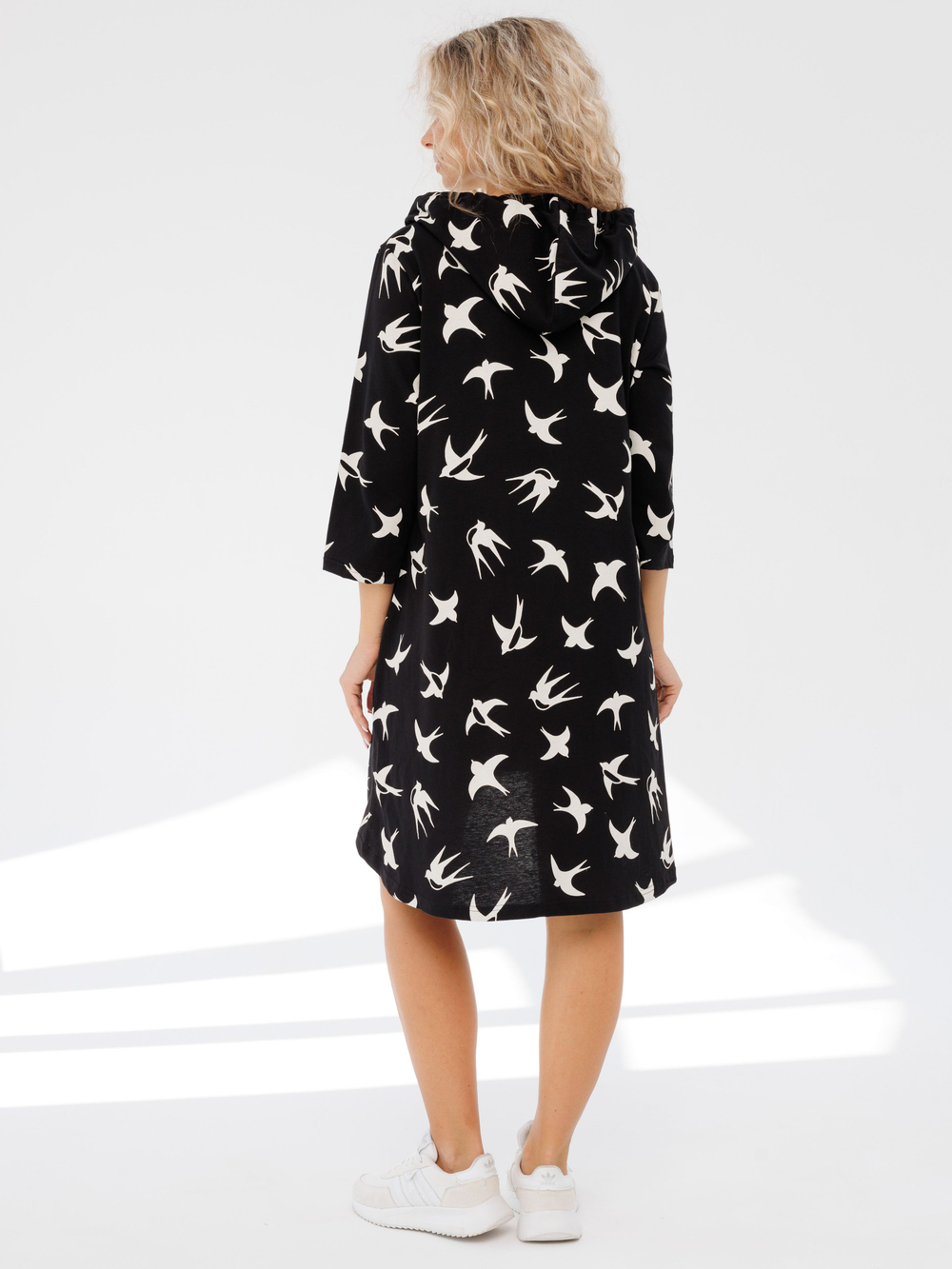 Туника коричневая с капюшоном и принтом женская с длинным рукавом большие размеры для пляжа хлопковая спортивная удлиненная нарядная летняя домашняя