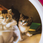 Декоративная тарелка «Любопытные котята»