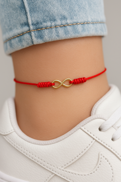 Браслет на ногу Бесконечность. Браслет из красной нити