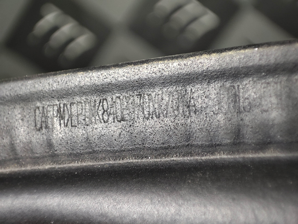 Уплотнитель капота Haval M6 2 21-нв Б/У Оригинал 8402070XKZ0YA