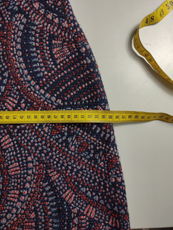 Юбка с красивым орнаментом, визуально 46 размер