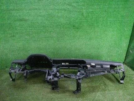 Торпедо Toyota Camry xv70 (2017-н.в.)