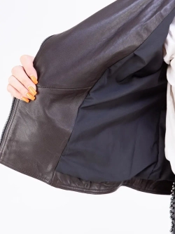 Косуха укороченная демисезонная куртка из натуральной кожи