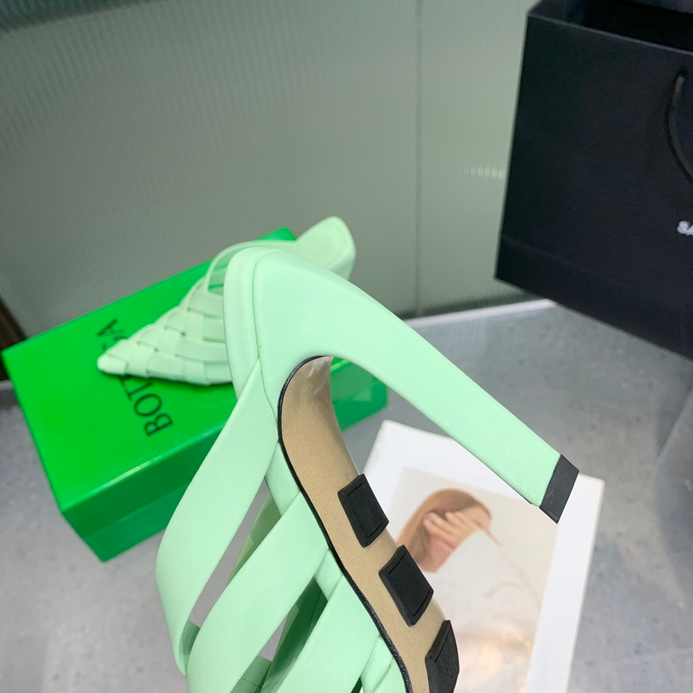 Bottega Veneta Alfie Mule