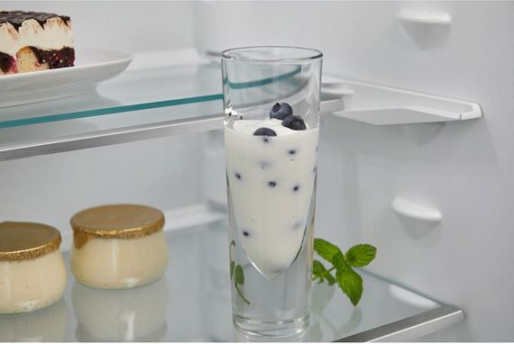 Встраиваемый холодильник Electrolux ENS6TE19S