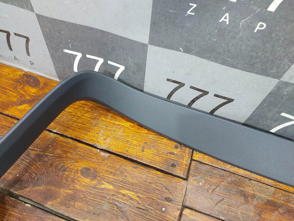 Обшивка крышки багажника Skoda Kodiaq 16-нв Б/У Оригинал 565867605B