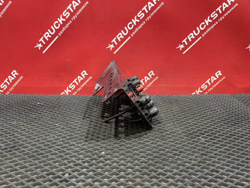 Кронштейн тормозных трубок 2021г.