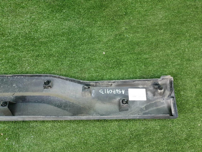 Накладка двери задняя правая Subaru Forester 5 SK (2018-н.в.)