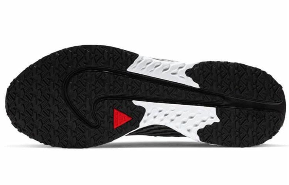 Кроссовки Nike Legend React 3 Shield