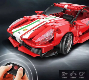 Конструктор Красный гоночный автомобиль на Р/У 500 деталей