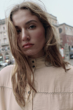 ZARA ТОП-БАЛЛОН С КОНТРАСТНОЙ ОТДЕЛКОЙ, ЭКРЮ