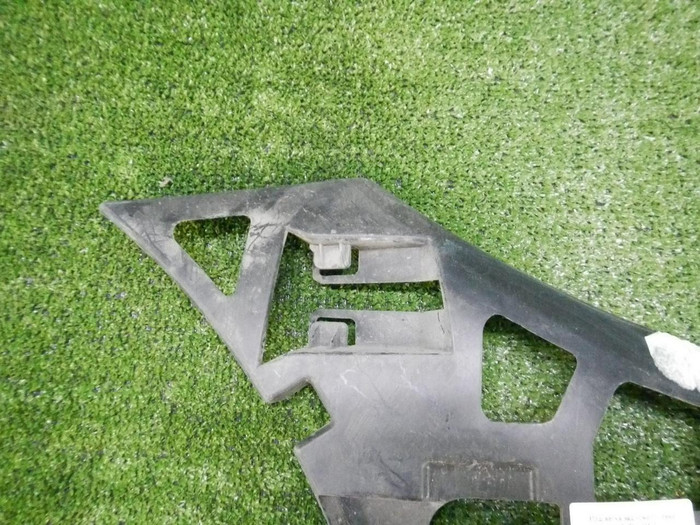 Кронштейн переднего бампера правый Mercedes S W222 (2013-2017)