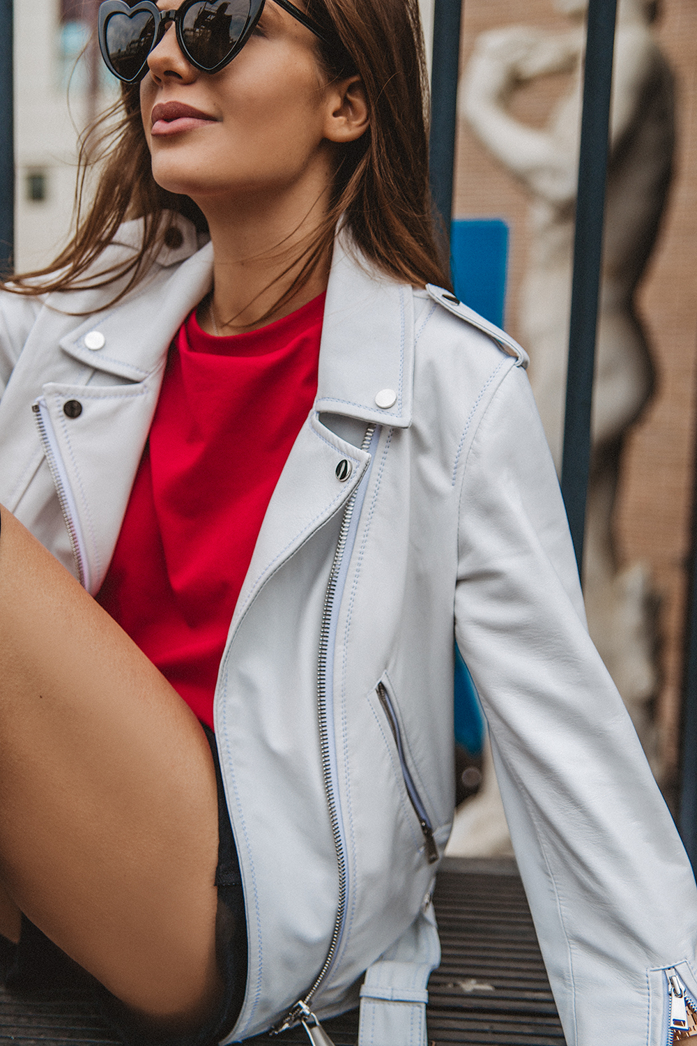 Косуха белая classic мягкая кожа