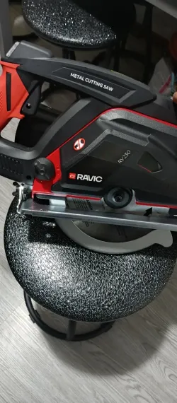 Ручная циркулярная пила по металлу Ravic RV-230