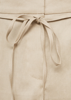Льняные шорты с поясом-бантом