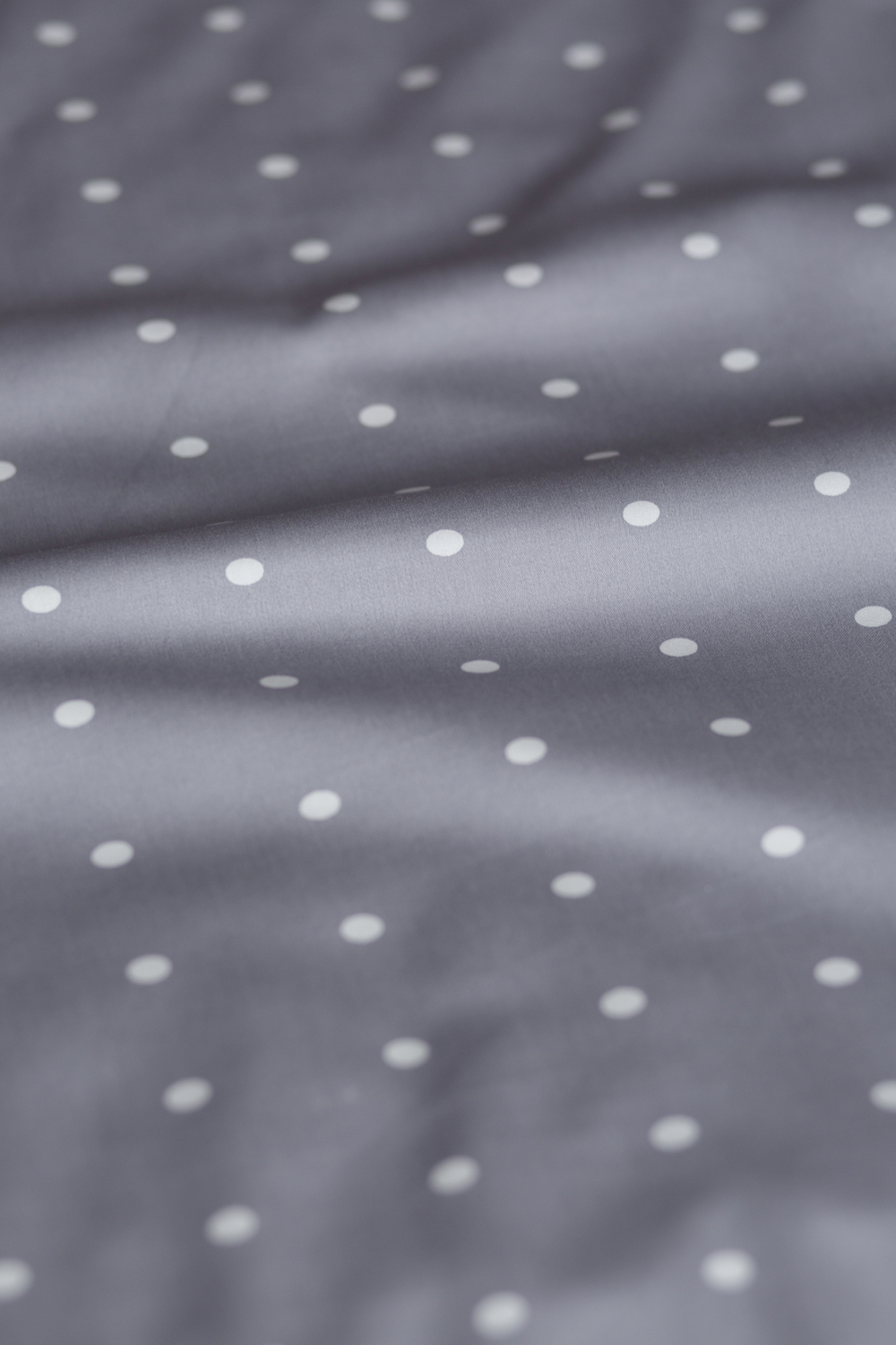 ODA Простыня стандартная, сатин серый в точку