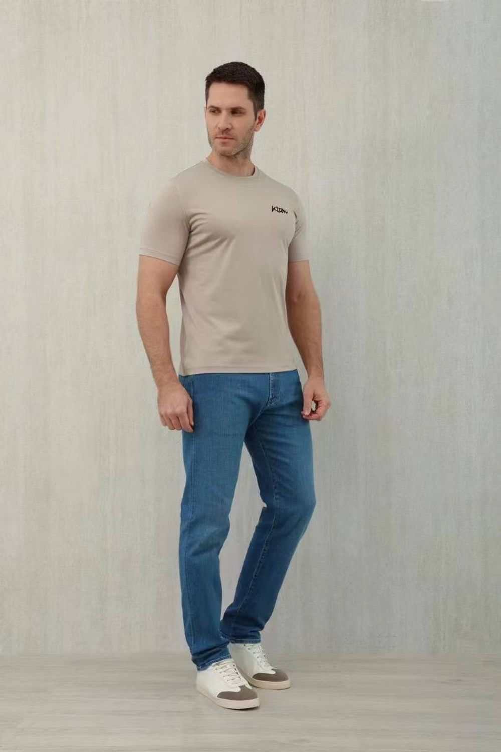 Футболка Kiton