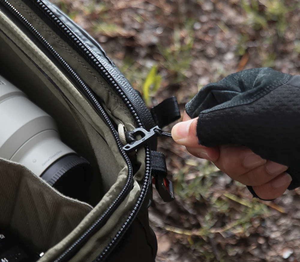 Рюкзак PGYTECH OnePro Flex 50L + Camera Insert M, цвет Space Black