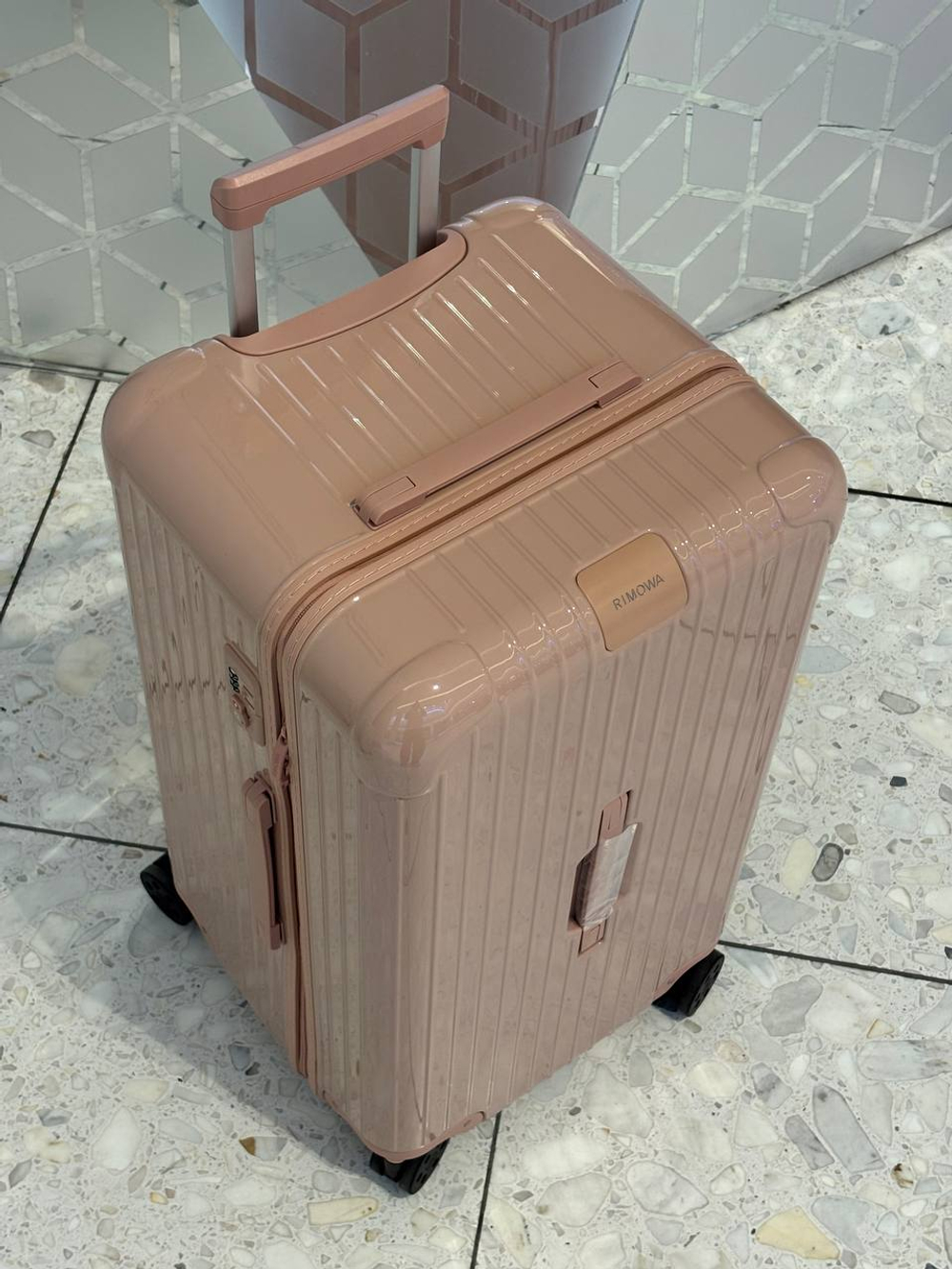 Чемодан Rimowa