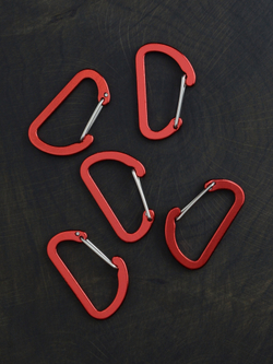 В АССОРТИМЕНТЕ 5 карабинов вспомогательных до 8 кг алюминий 40х25 мм