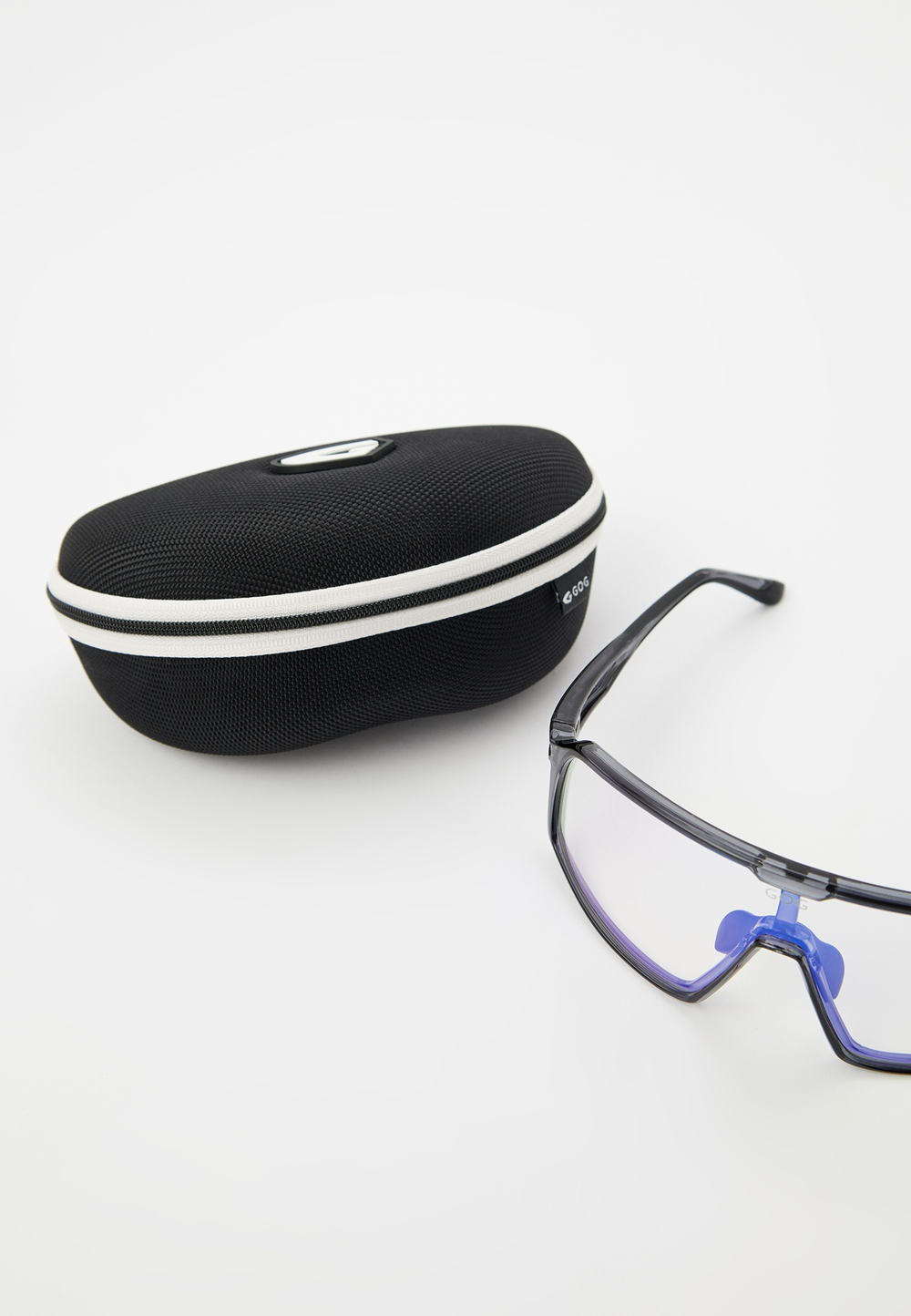 Спортивные очки GOG Hyperion / Cristal Grey-Black / Photochromic Blue Lens