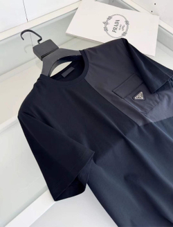 Футболка Prada