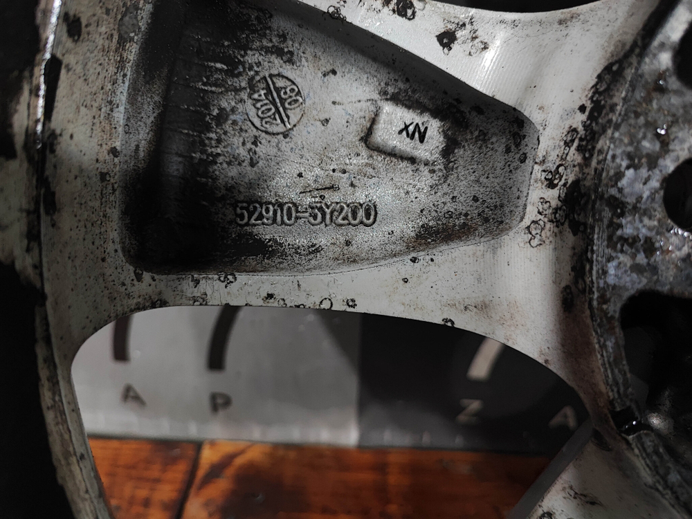 Диск колесный литой R16 Hyundai Elantra 5 (MD) 10-16 Б/У Оригинал 529103Y200