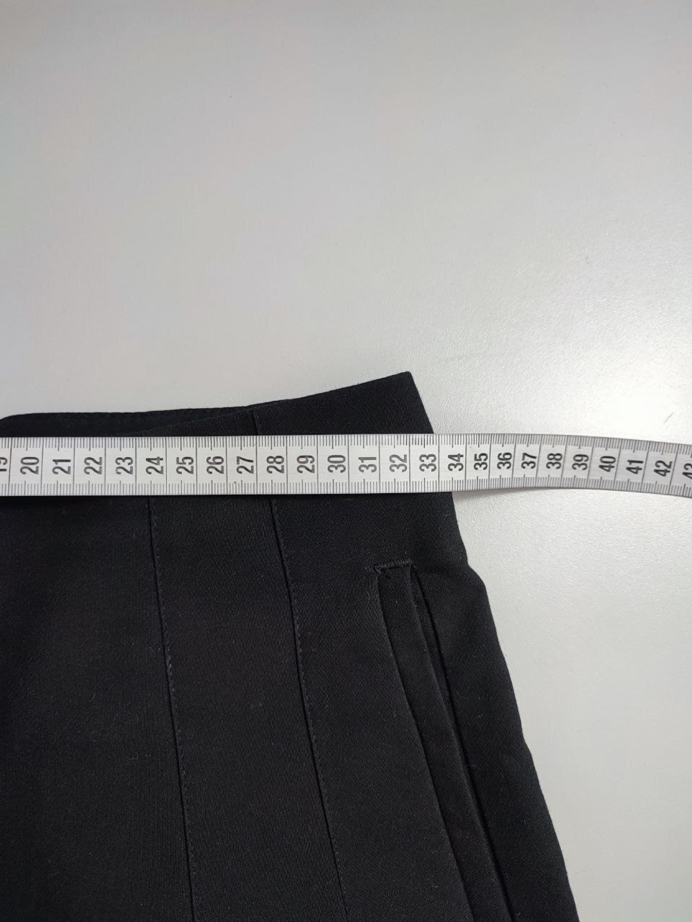 Брюки Zara базовые 42 размер