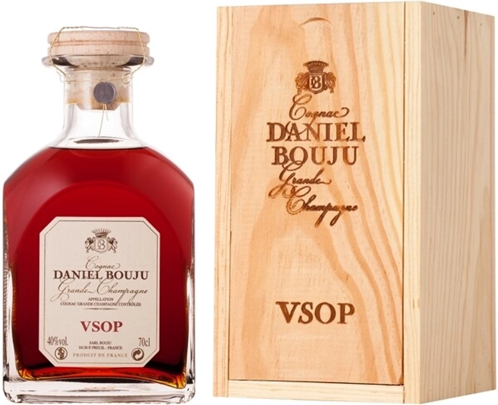 Коньяк Daniel Bouju VSOP wooden box, 0.7 л